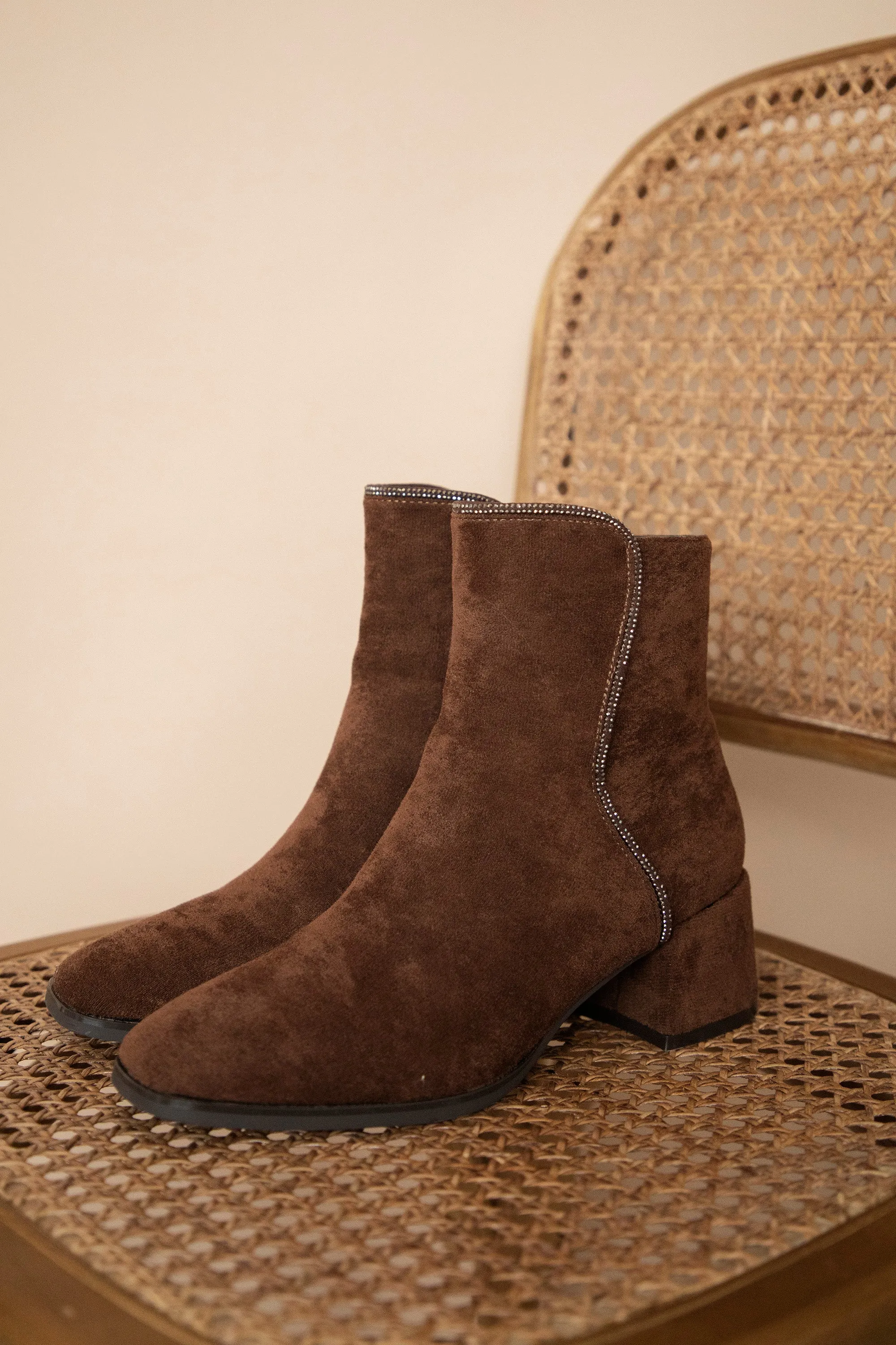 Audrey Chic Brown - Boots