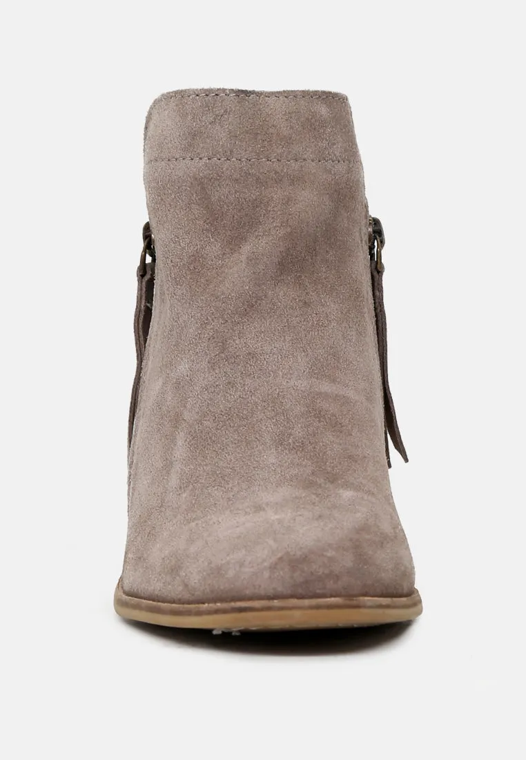 BESS Taupe Ankle Boots