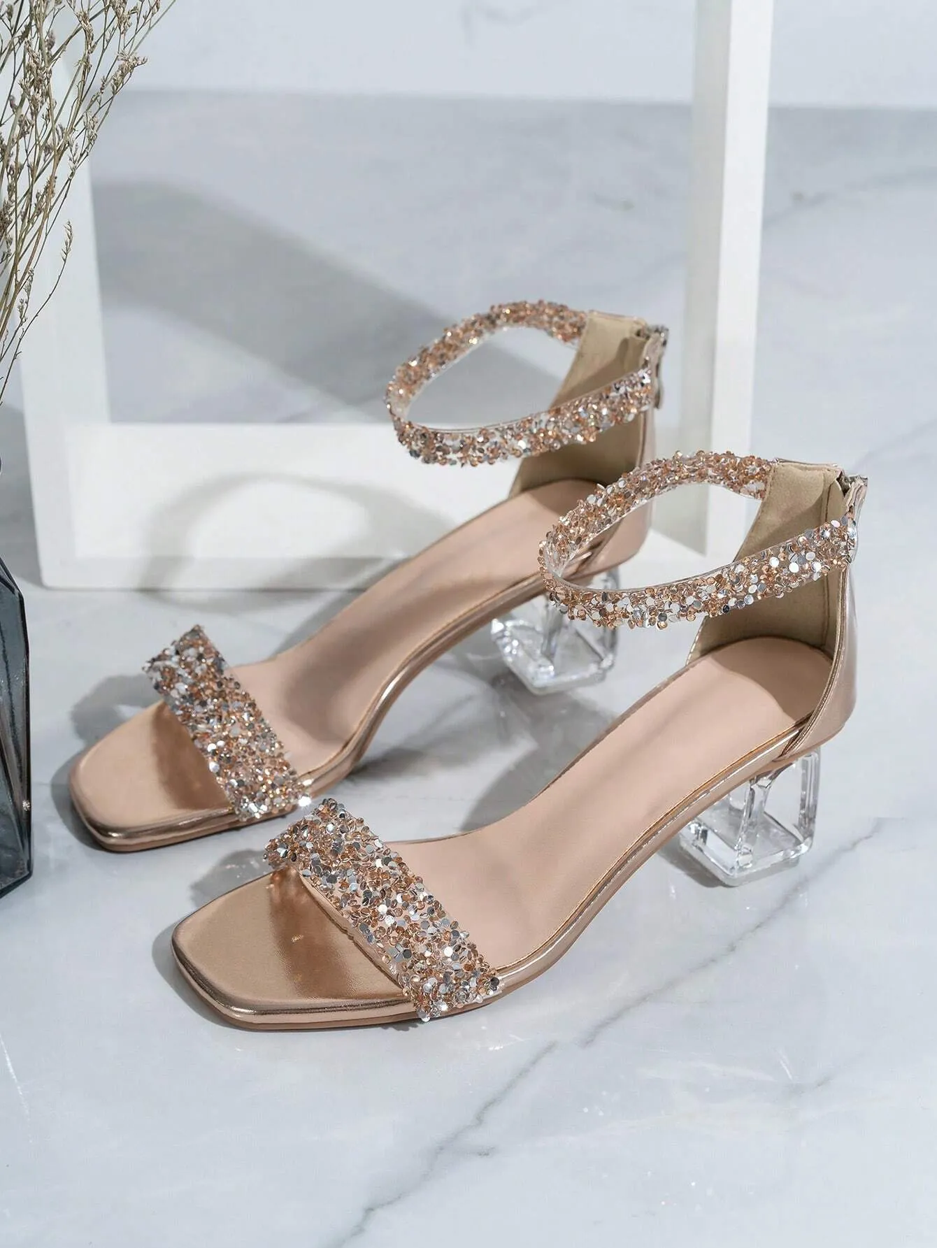 Elegant And Fashionable Champagne High Heel Sandals With Crystal And Glass Diamond Decoration For Women, Suitable For Banquets, Parties And Outdoor Activities