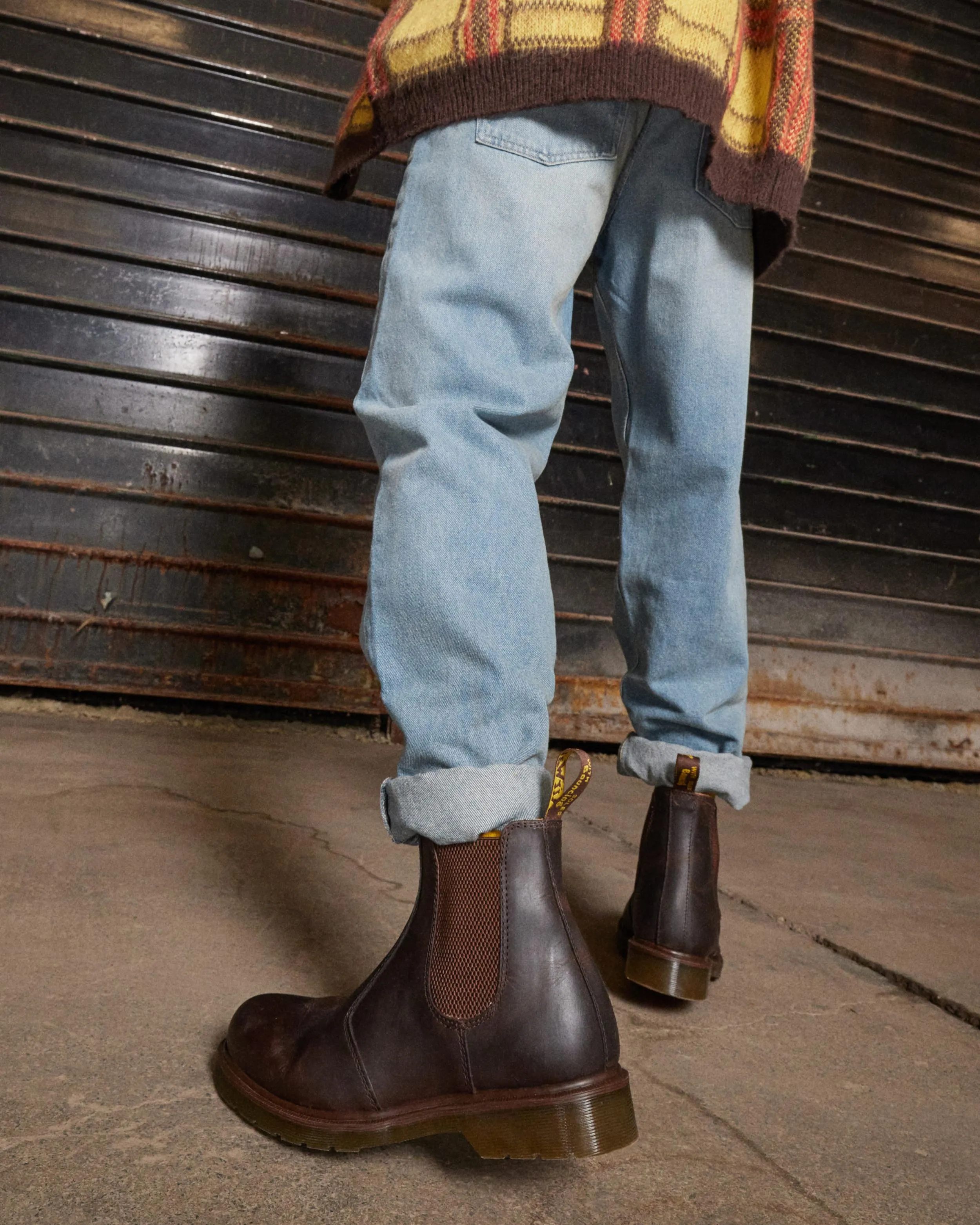 Leather Chelsea boots 2976 Crazy Horse Dr. Martens