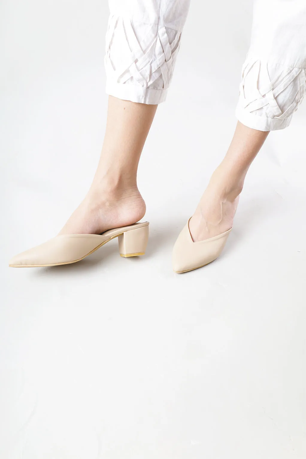 Pointy Toe Block Heels - Beige