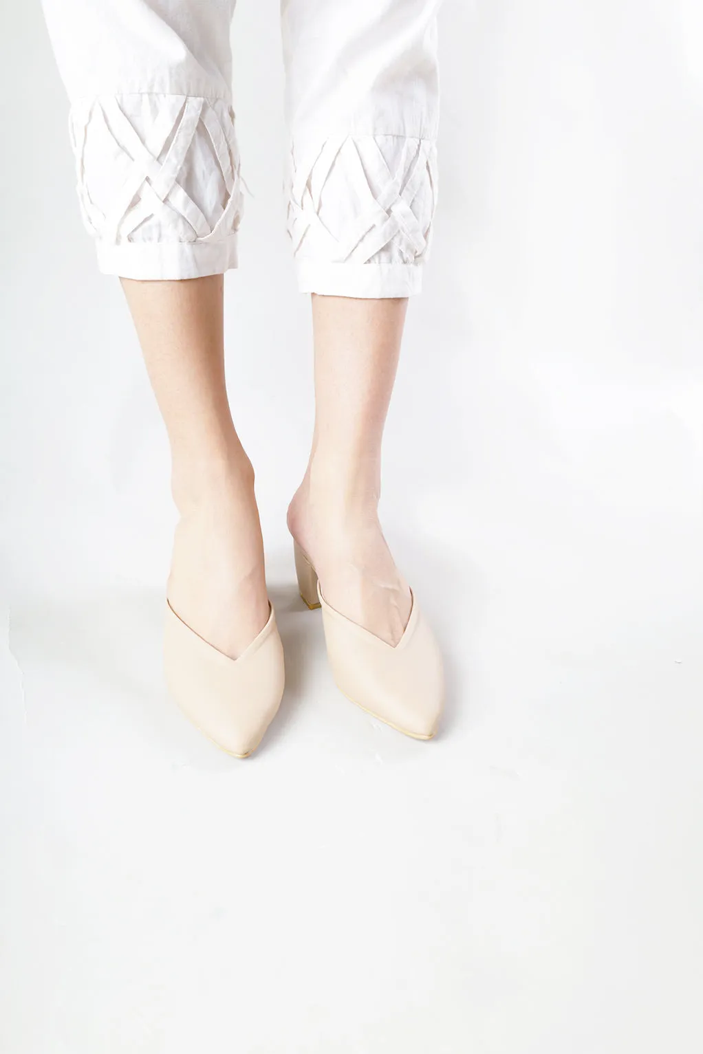 Pointy Toe Block Heels - Beige