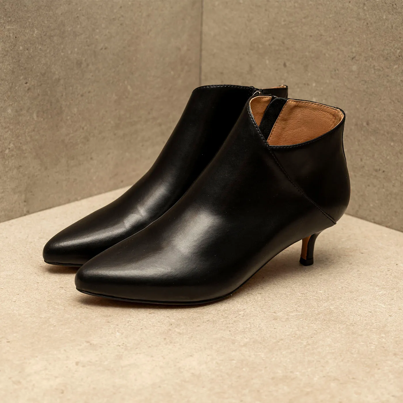 Saga bootie leather - BLACK