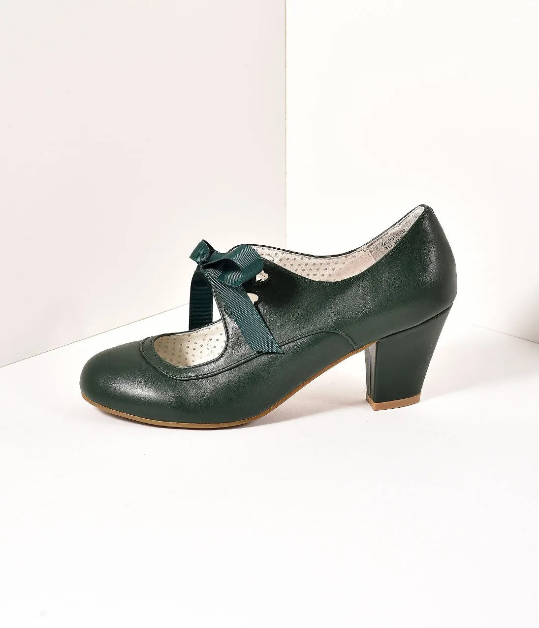 Vintage Style Emerald Green Leatherette Mary Jane Bow Wiggle Heels