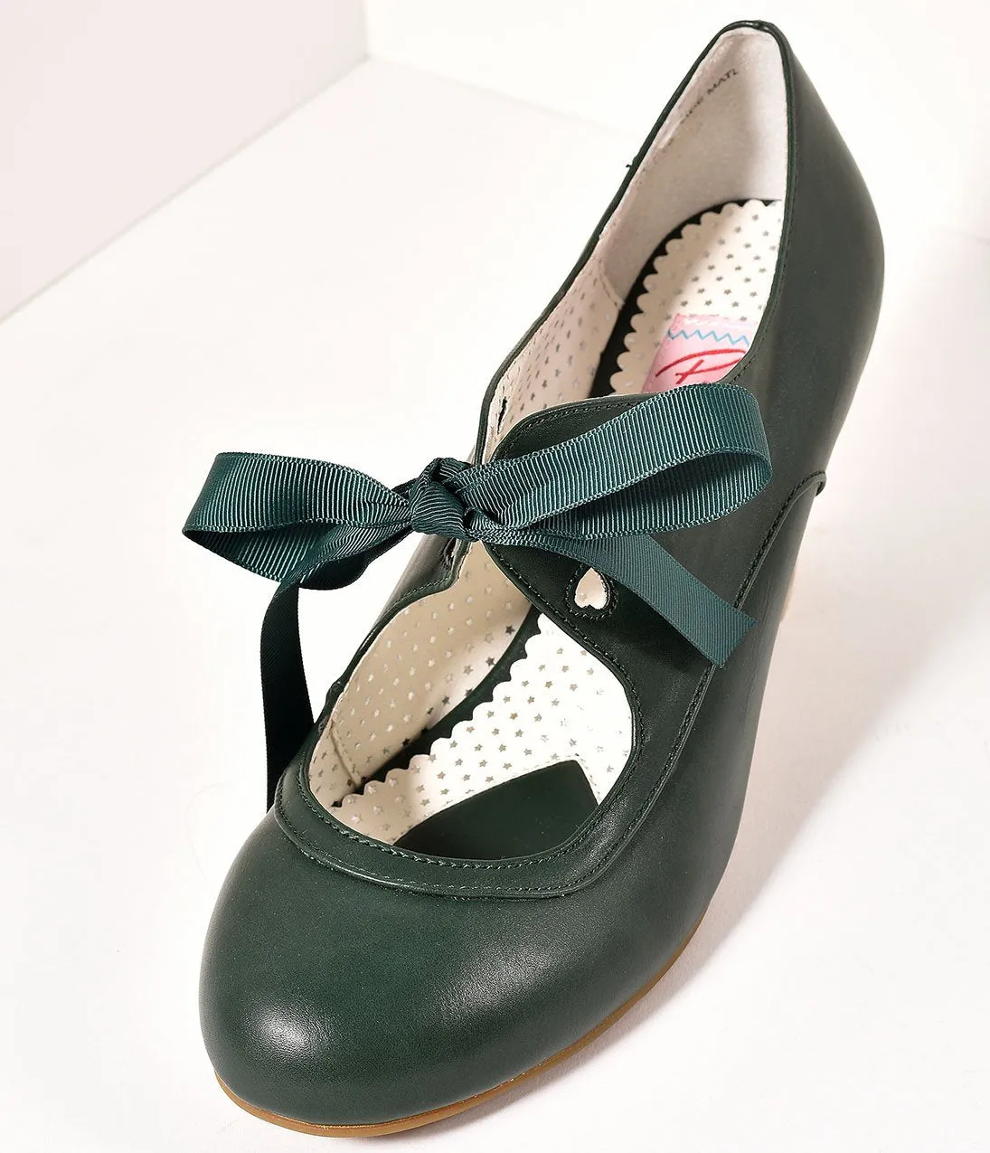 Vintage Style Emerald Green Leatherette Mary Jane Bow Wiggle Heels